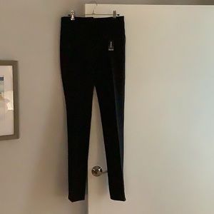 Express Columnist Barely Boot Mid Rise 4L Black